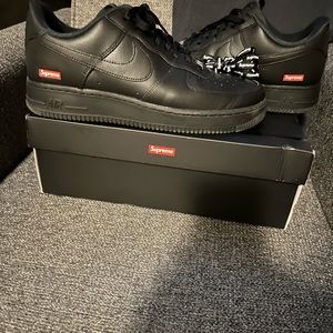 Air Force 1 Supreme all black size 11